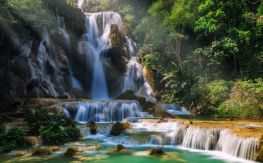 Vietnam & Laos Highlight Tour