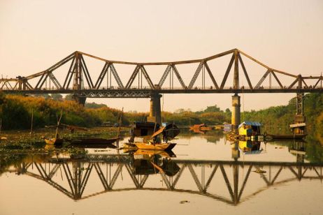 Long Bien Bridge