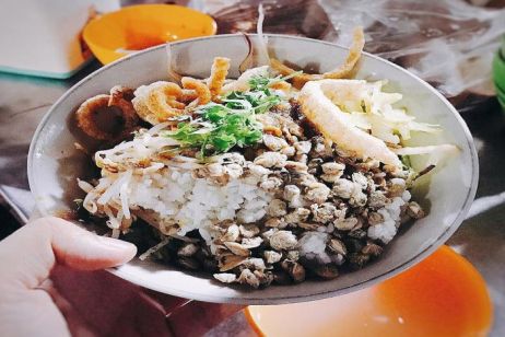 Com Hen (Mussel Rice)