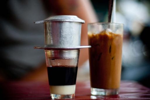 Drink a 'ca phe sua da'