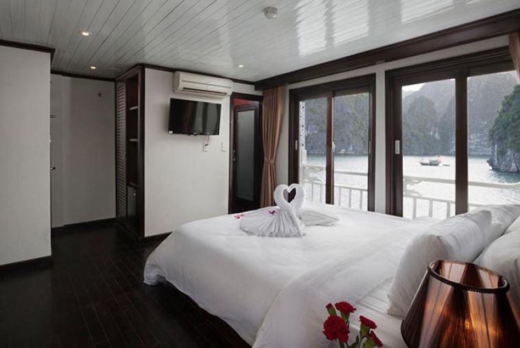 Halong-Aclass-Stellar-Cruise-2