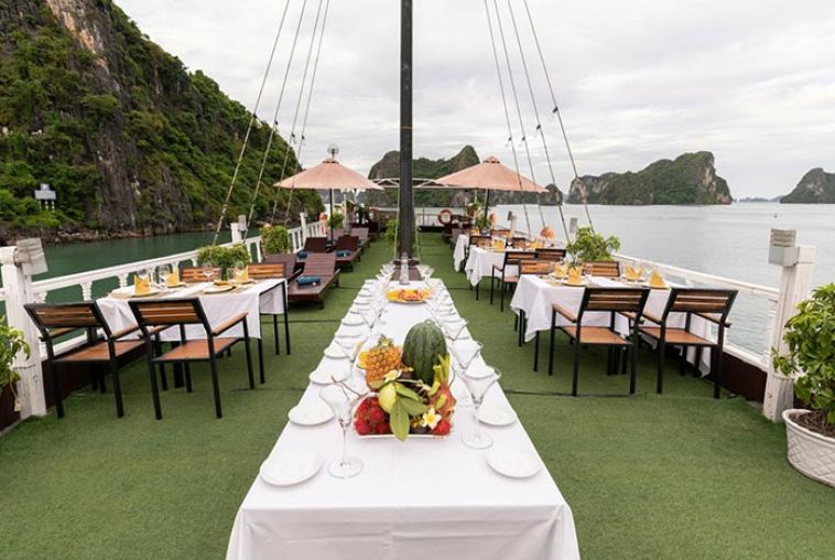 Swan-Boutique-Cruises-3