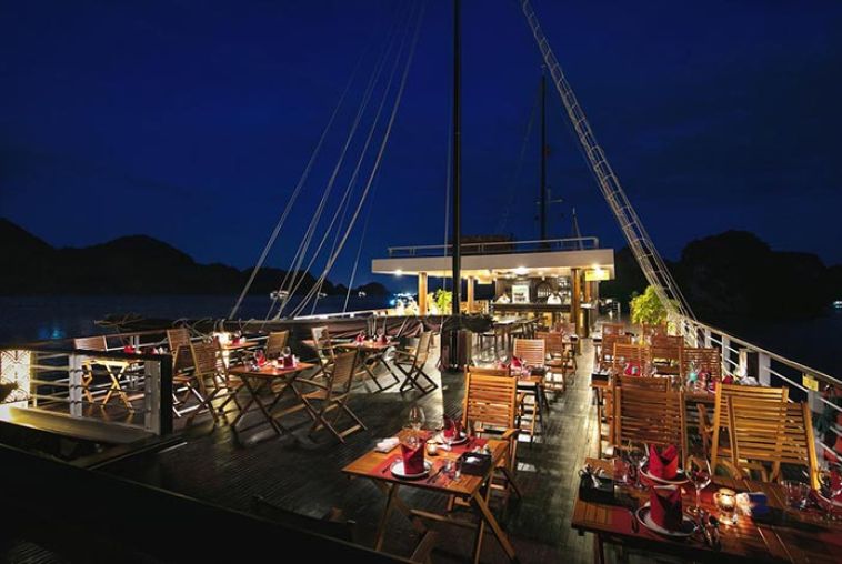 Perla-Dawn-Sails-25