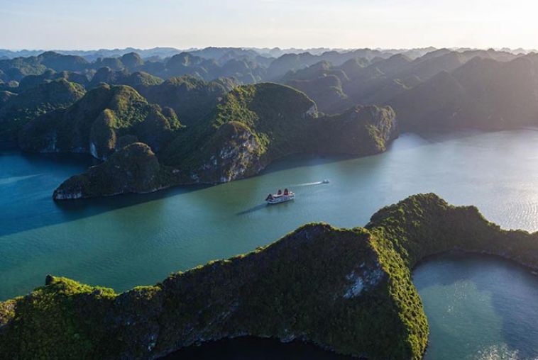 Perla-Dawn-Sails-5