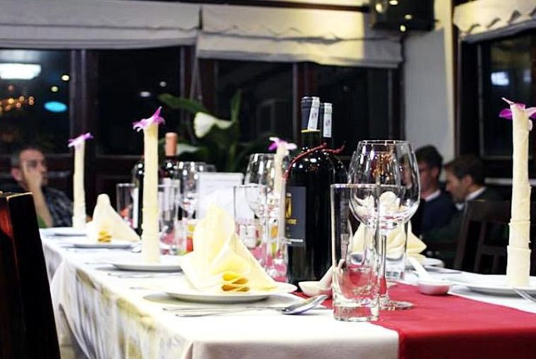 Restaurant-1