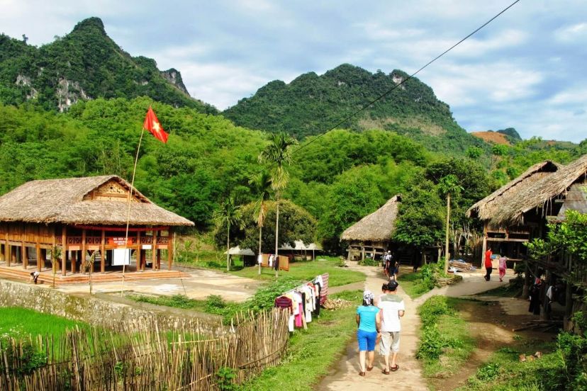 Trekking In Marvelous Mai Chau, Vietnam Within 6 Days