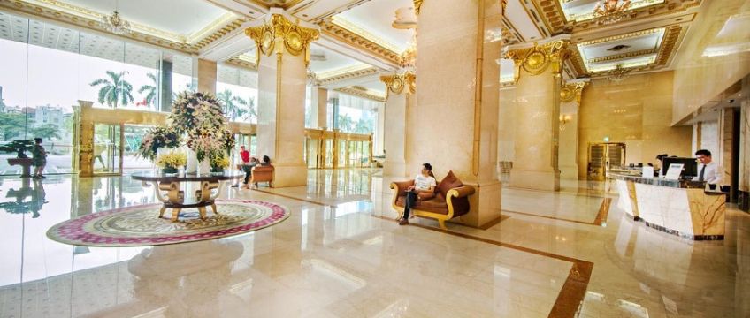 Grand Plaza Hotel